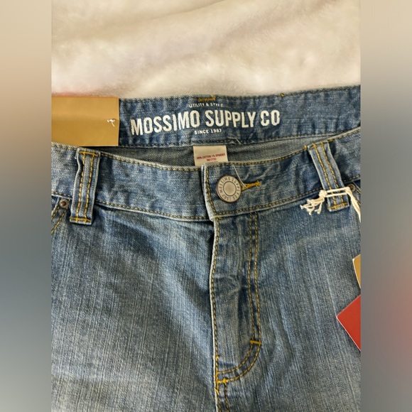 Mossimo Women’s Bermuda Shorts 17 NWT - Picture 2 of 7